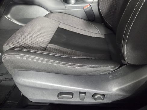 Used 2024 Subaru Outback Premium AWD/4WD image 10