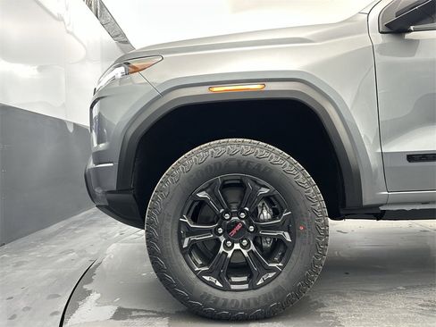New 2025 GMC Canyon Elevation w/ Convenience Package image 17