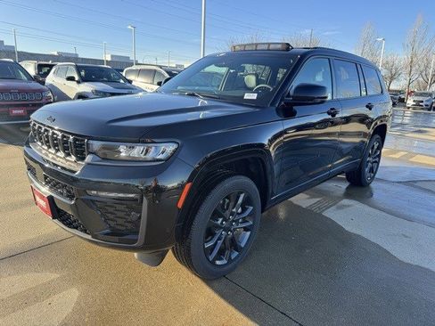 New 2026 Jeep Grand Cherokee L Limited image 3