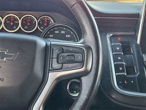 Used 2021 Chevrolet Tahoe Z71 w/ Z71 Signature Package image 28