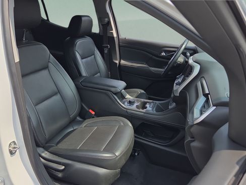 Used 2023 GMC Acadia SLT FWD image 19