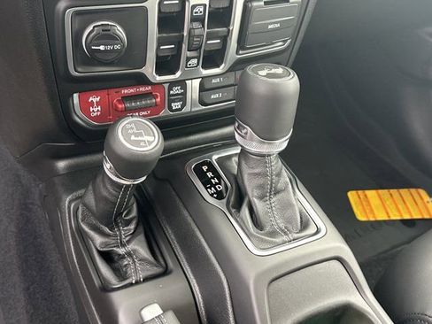 New 2026 Jeep Wrangler Unlimited Rubicon image 27