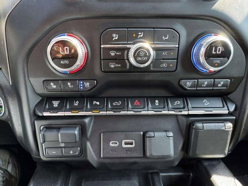 Used 2020 GMC Sierra 2500 Denali w/ Denali Ultimate Package image 34