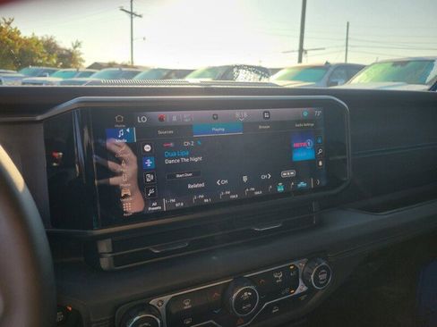 Used 2024 Jeep Wrangler Unlimited Rubicon 4xe w/ Technology Group image 20