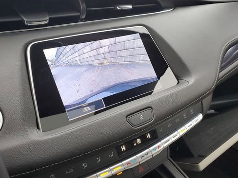 Certified 2023 Cadillac XT4 Luxury image 33