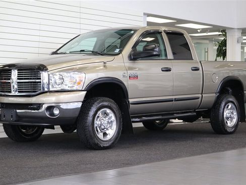 Used 2009 Dodge Ram 3500 Truck SLT w/ Popular Equipment Group AWD/4WD image 3