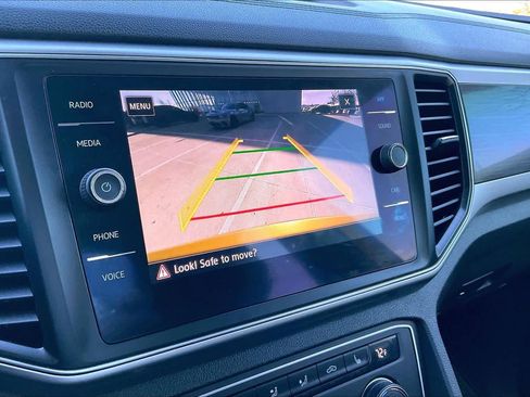 Used 2018 Volkswagen Atlas SE image 23