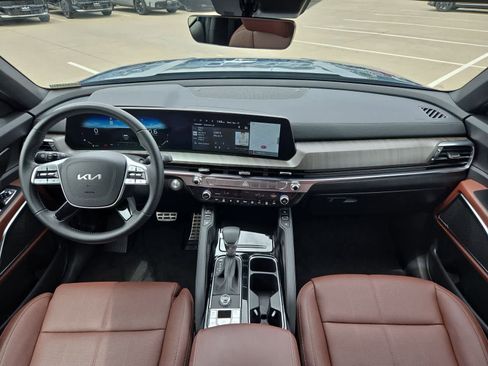 Used 2025 Kia Telluride SX image 13
