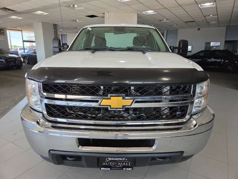Used 2012 Chevrolet Silverado 2500 W/T RWD image 2