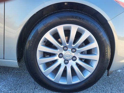 Used 2011 Buick Regal CXL w/ RL6 Preferred Equipment Group image 32