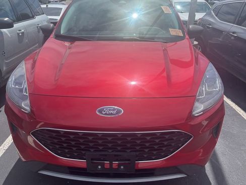 Used 2022 Ford Escape SE w/ Convenience Package FWD image 2