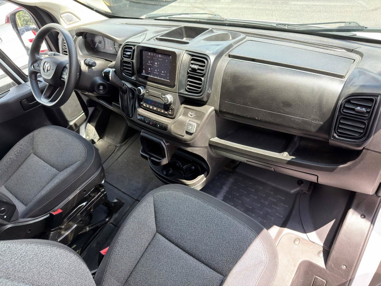 Used 2024 RAM ProMaster 2500 w/ Convenience Group FWD image 25