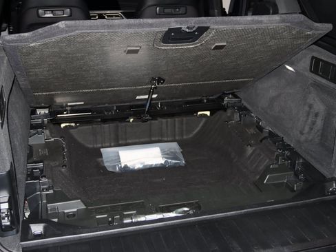 Used 2023 BMW X5 M50i w/ Climate Comfort Package image 80