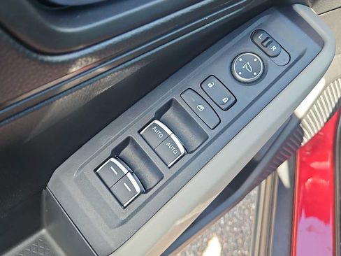 Certified 2025 Honda Accord LX image 15