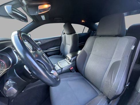 Used 2015 Dodge Charger R/T RWD image 34