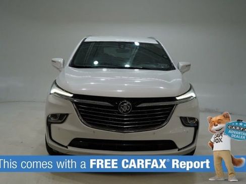 Used 2024 Buick Enclave Premium image 2