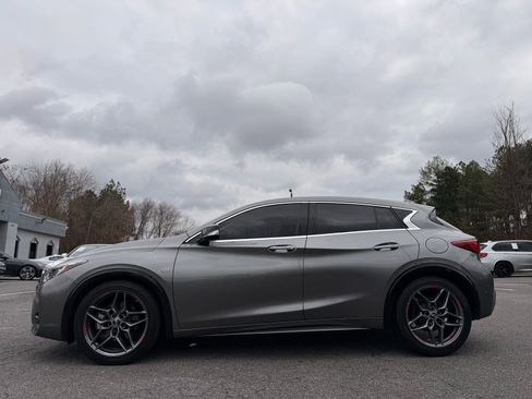 Used 2018 INFINITI QX30 Sport w/ Sport Leather Package image 2