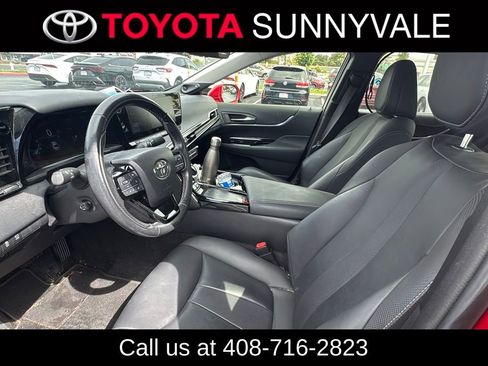 Used 2021 Toyota Mirai XLE w/ Advanced Technology Package image 4