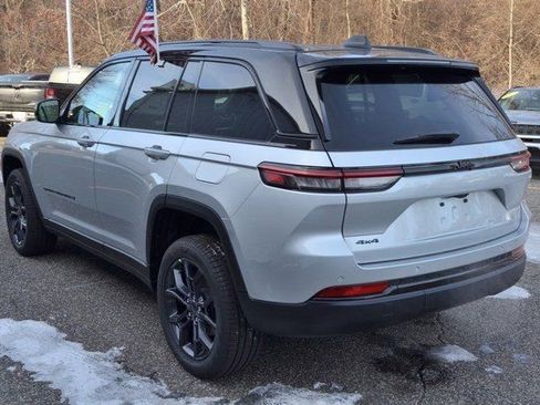 New 2025 Jeep Grand Cherokee Limited image 6