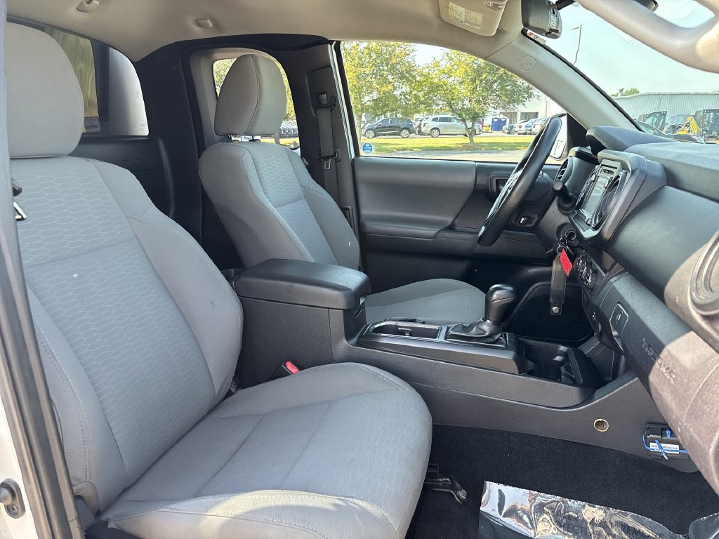 Used 2019 Toyota Tacoma SR RWD image 16
