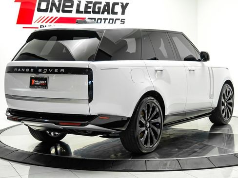 Used 2024 Land Rover Range Rover Autobiography AWD/4WD image 6