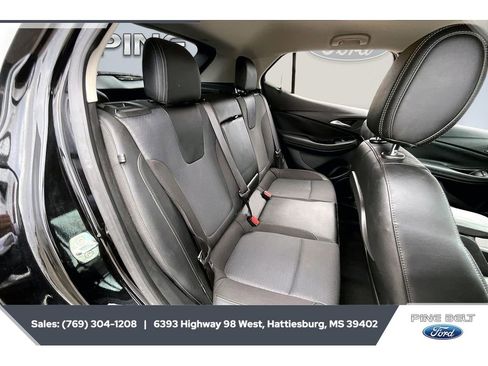 Used 2022 Buick Encore GX Select w/ Advanced Technology Package FWD image 19