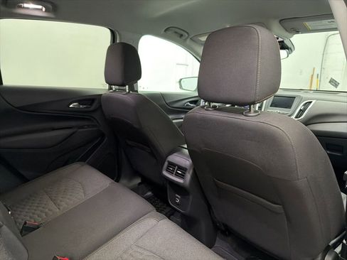 Used 2021 Chevrolet Equinox LT image 26