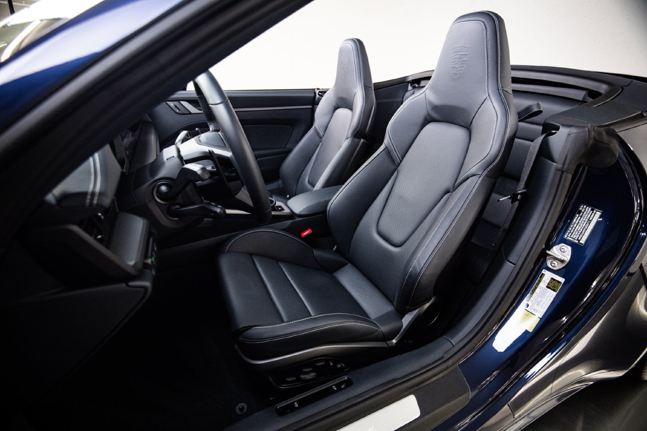Certified 2026 Porsche 911 Carrera RWD image 5