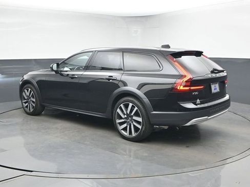 Used 2021 Volvo V90 T6 Cross Country w/ Advanced Package image 7