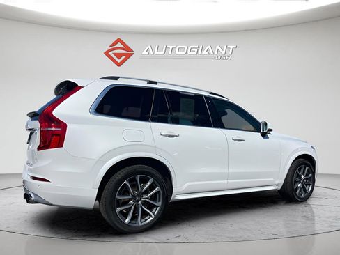 Used 2019 Volvo XC90 T5 Momentum w/ Protection Package Premier image 8