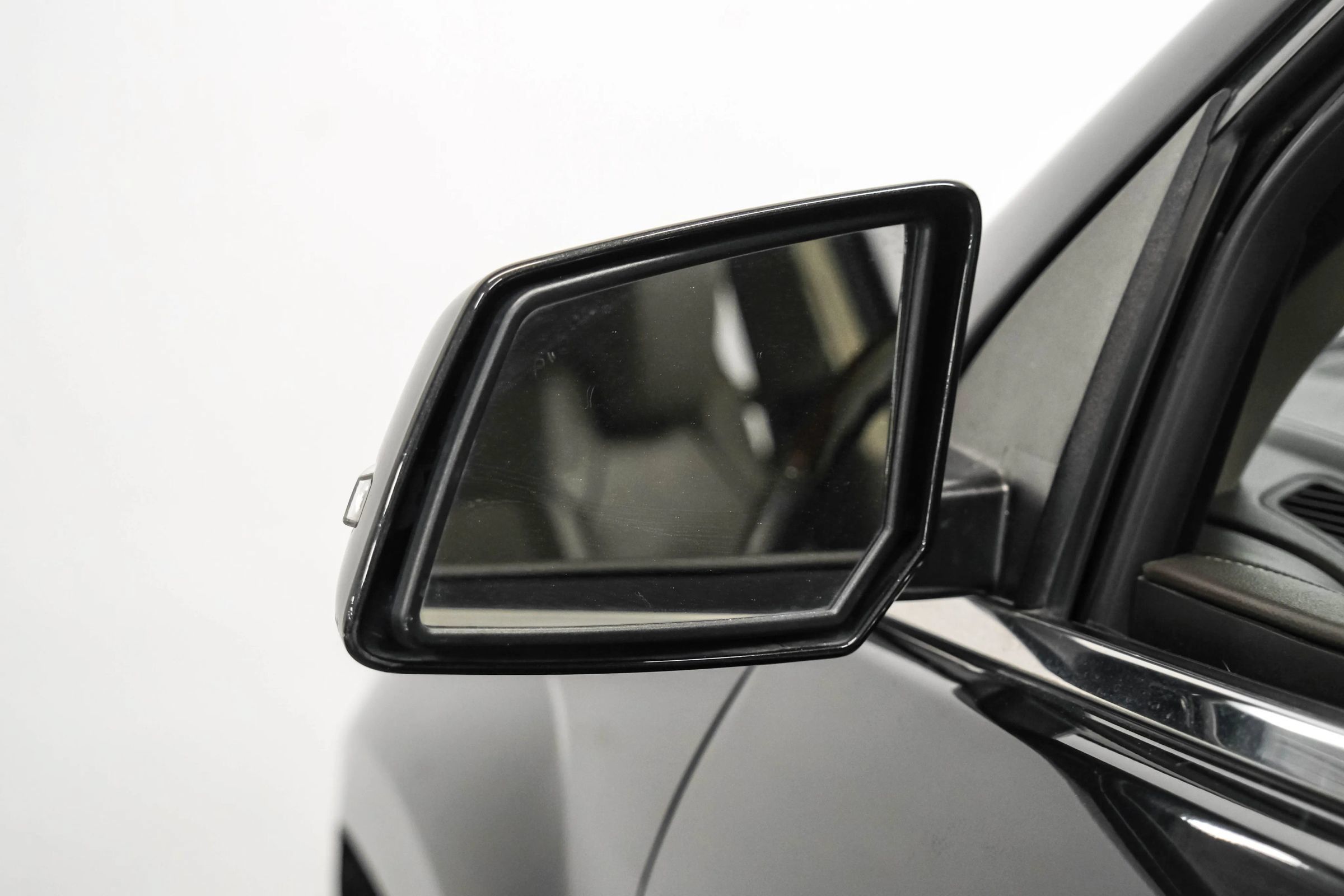 Used 2015 GMC Acadia Denali FWD image 36