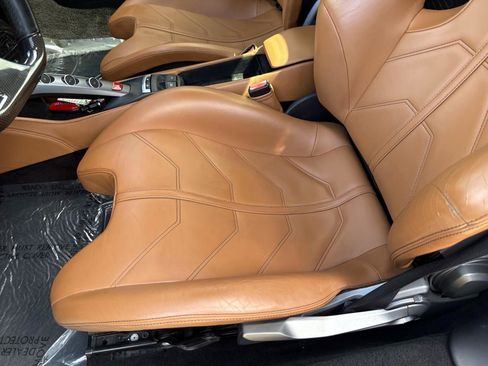 Used 2018 Ferrari 488 Spider image 25