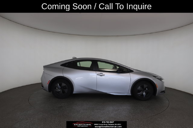 Used 2025 Toyota Prius LE FWD image 30