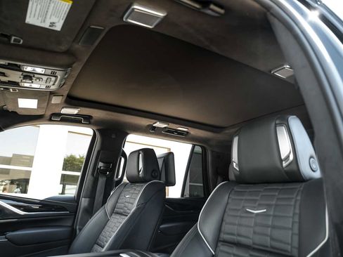 Used 2024 Cadillac Escalade V w/ LPO, ONYX Package AWD/4WD image 5
