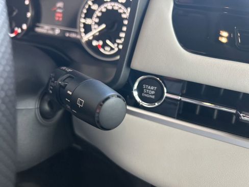 New 2026 Mitsubishi Outlander SE image 45