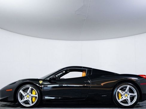 Certified 2015 Ferrari 458 Spider image 7