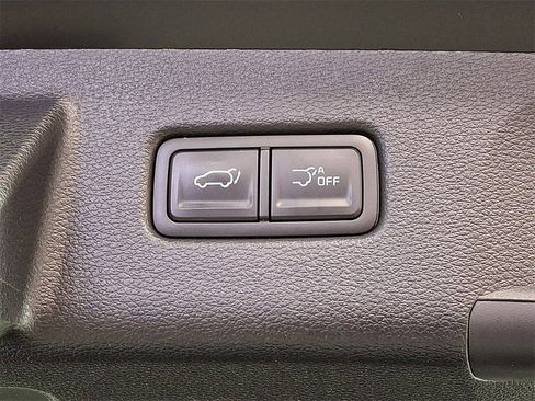 Used 2023 Kia Telluride EX w/ EX Captain's Chair Package image 30