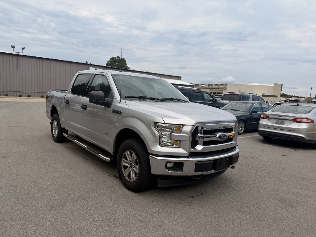 Used 2017 Ford F150 XLT AWD/4WD image 3