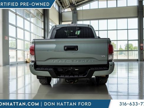 Used 2023 Toyota Tacoma TRD Sport w/ Technology Package AWD/4WD image 26