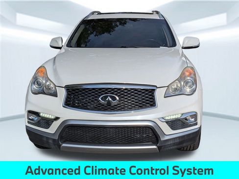 Used 2017 INFINITI QX50 Journey w/ Premium Package image 11