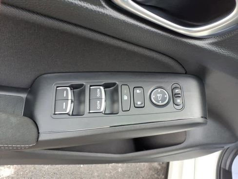 Used 2025 Honda Civic Sport image 12