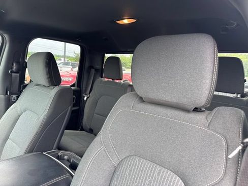 Used 2022 RAM 1500 Big Horn AWD/4WD image 30