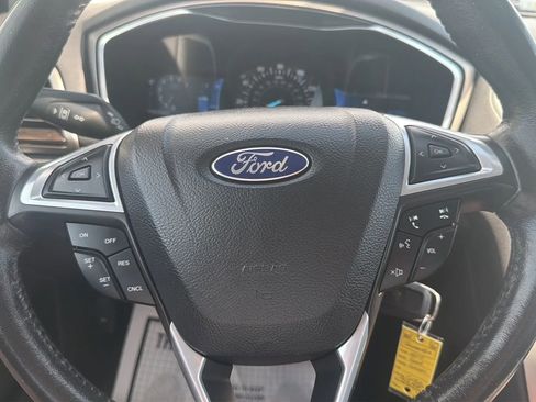 Used 2014 Ford Fusion SE w/ Equipment Group 202A FWD image 14