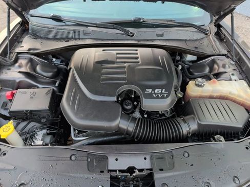 Used 2020 Dodge Charger SXT w/ Leather Interior Group image 32