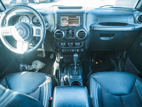 Used 2018 Jeep Wrangler Unlimited Sport image 21