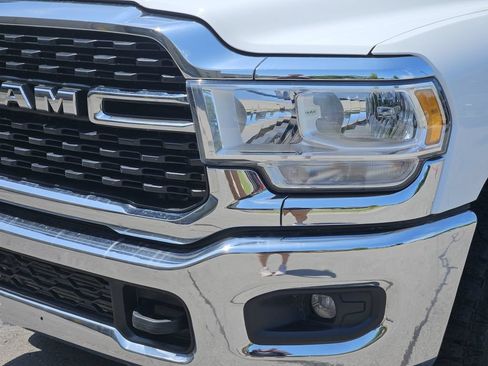 Used 2024 RAM 2500 Big Horn AWD/4WD image 5