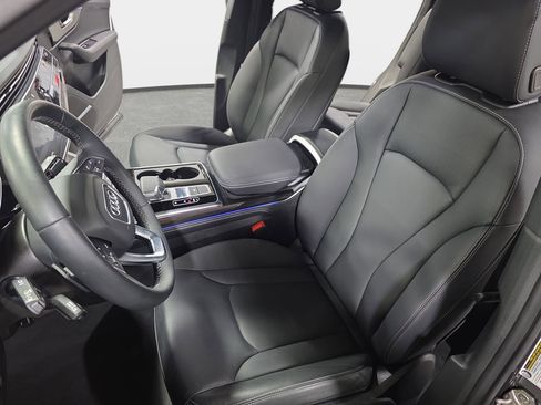 Used 2025 Audi Q7 3.0T Premium Plus image 15
