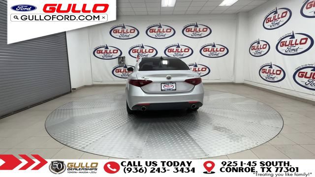 Used 2019 Alfa Romeo Giulia Ti w/ Quick Order Package 22X Lusso AWD/4WD image 3