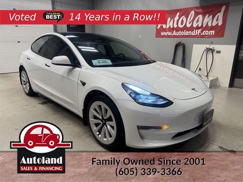 Used 2022 Tesla Model 3 Long Range AWD/4WD image 1