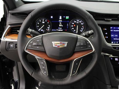 Certified 2022 Cadillac XT5 Premium Luxury w/ Technology Package image 20